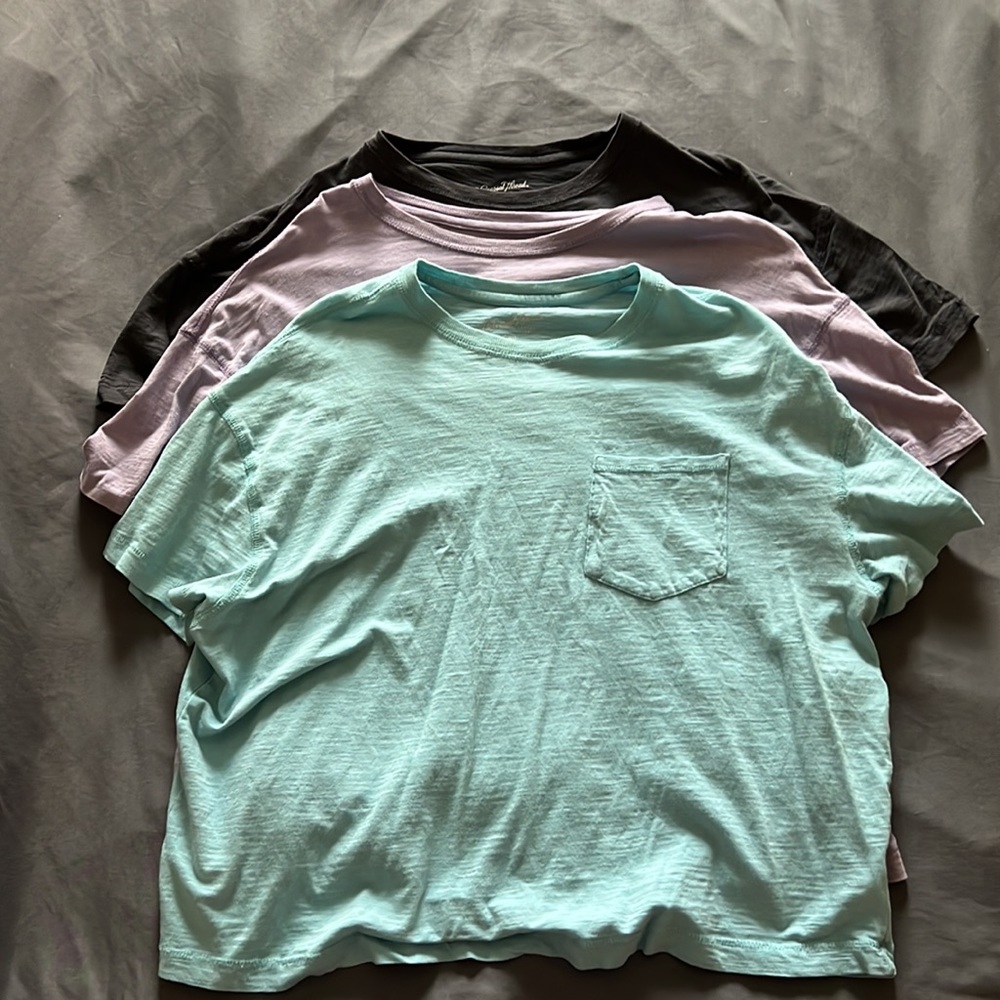 Target Universal Thread - 3 Women’s Short Sleeve Boxy T-shirts